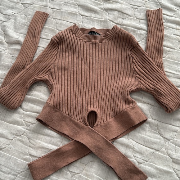 REVAMPED Ribbed Crop Sweater - Picture 2 of 2